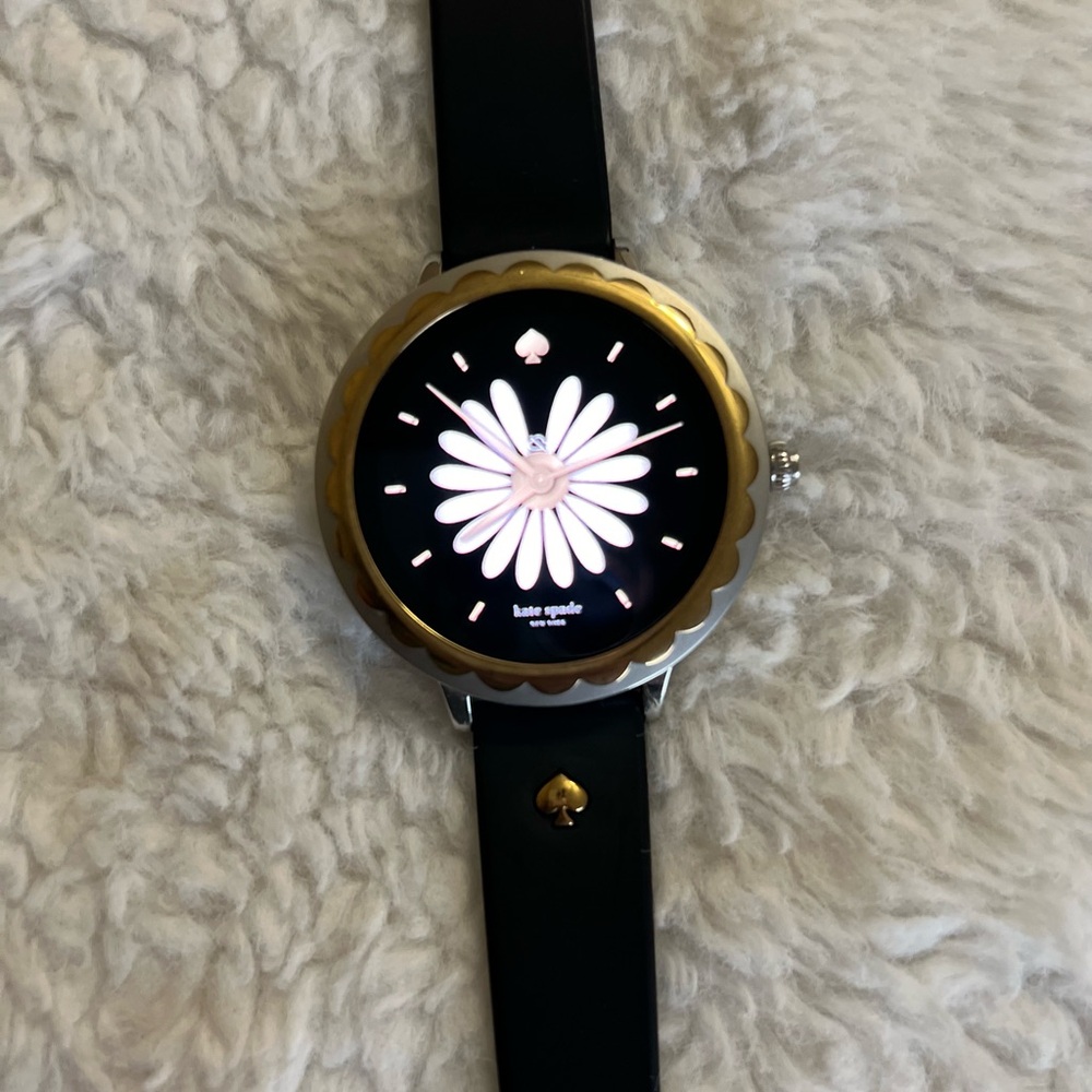 Kate spade smartwatch
